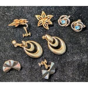 Four Pair Vintage Screw On Gold Tone Earrings One Pair Napier